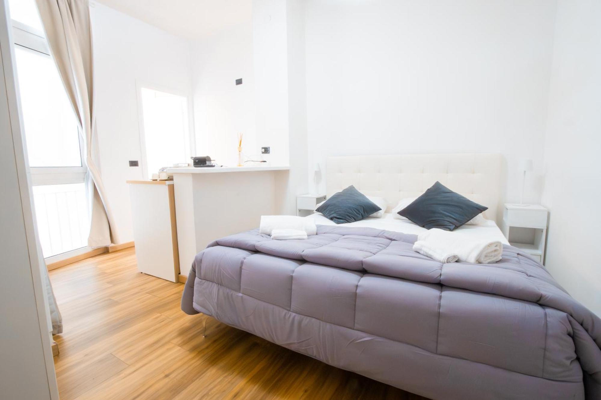 Karulli Home Бари Экстерьер фото